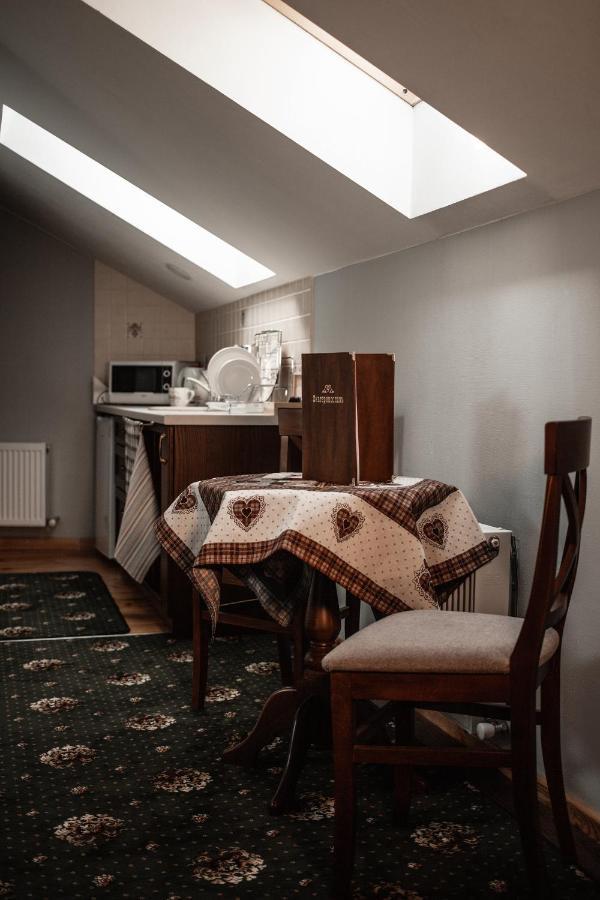 Ekaterinoslav Hotel Dnipro Bagian luar foto