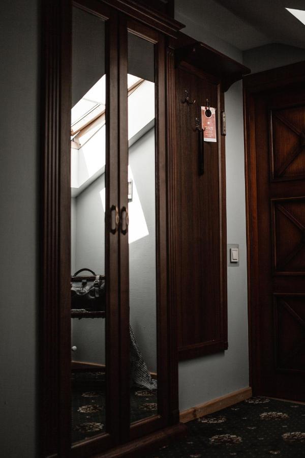 Ekaterinoslav Hotel Dnipro Bagian luar foto